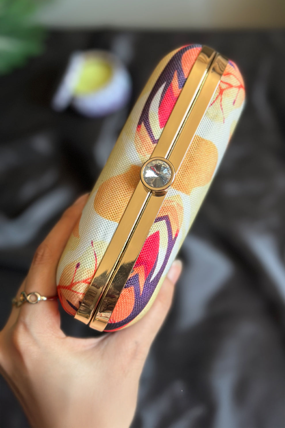 Shoporiya Clutch Desert Mirage
