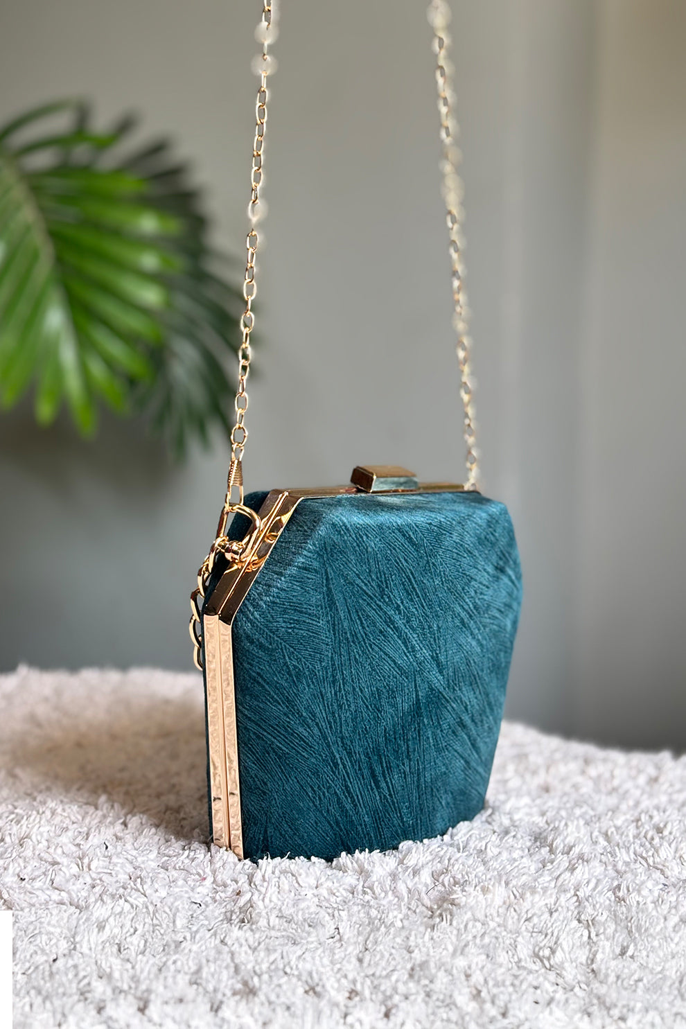Shoporiya Clutch Diamond - Peacock Blue