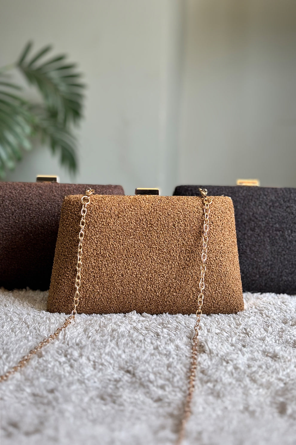 Shoporiya Clutch Sera - Nude Brown