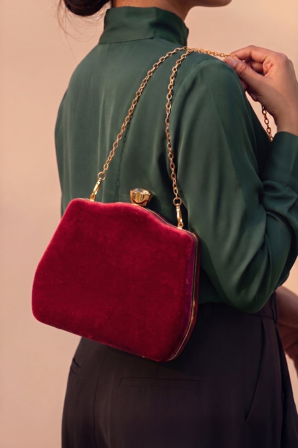 Shoporiya Clutch Velvet Kairo Pearl -  Maroon