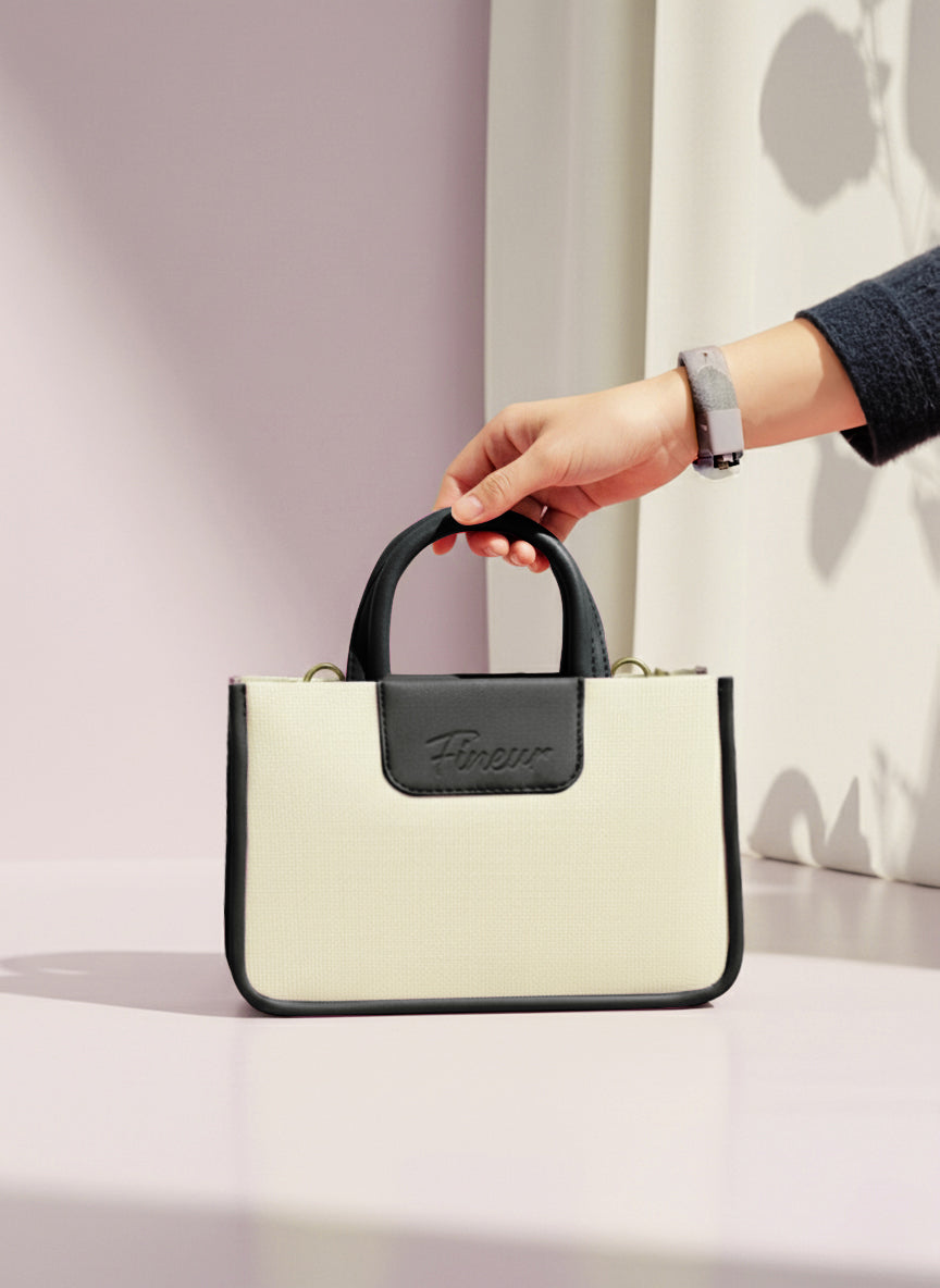HandBag Haze - Black