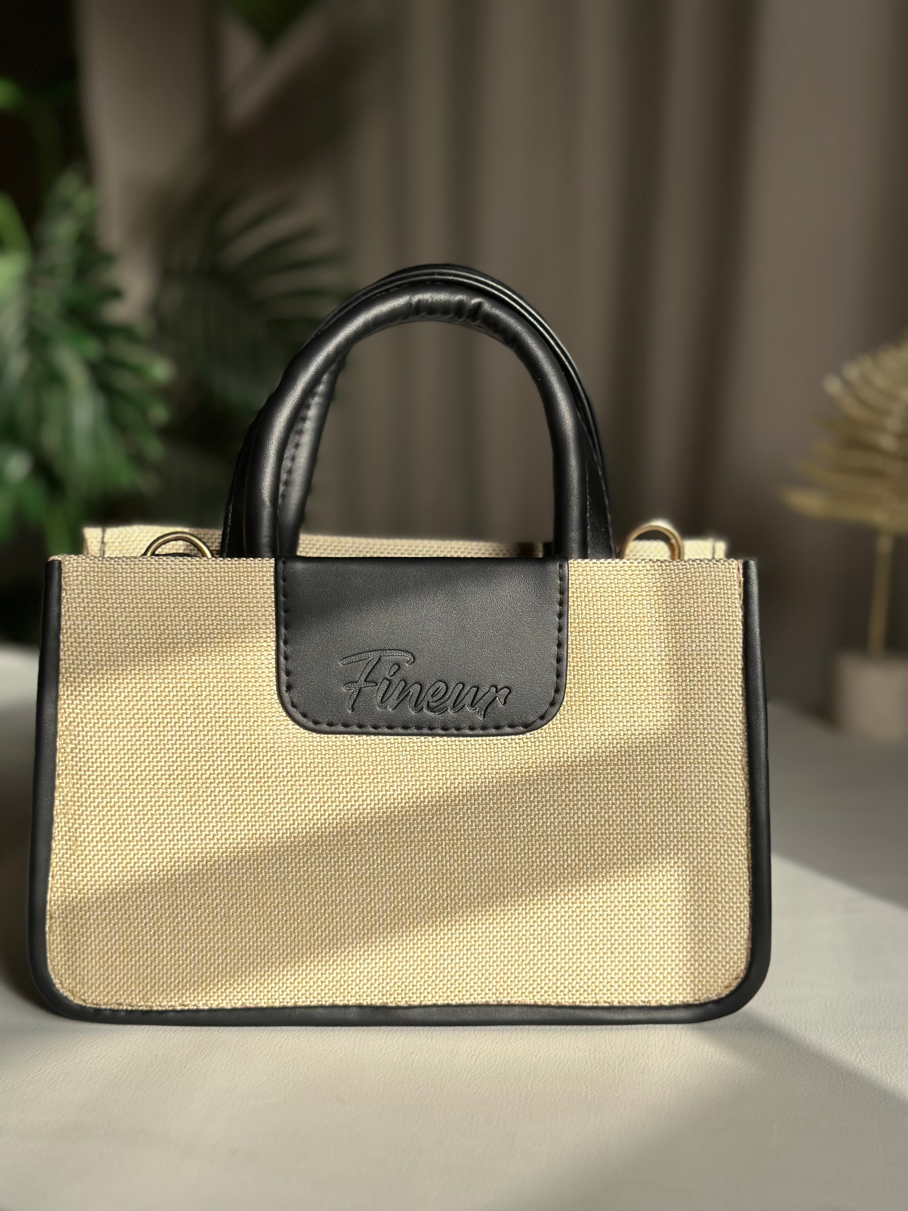 HandBag Haze - Black